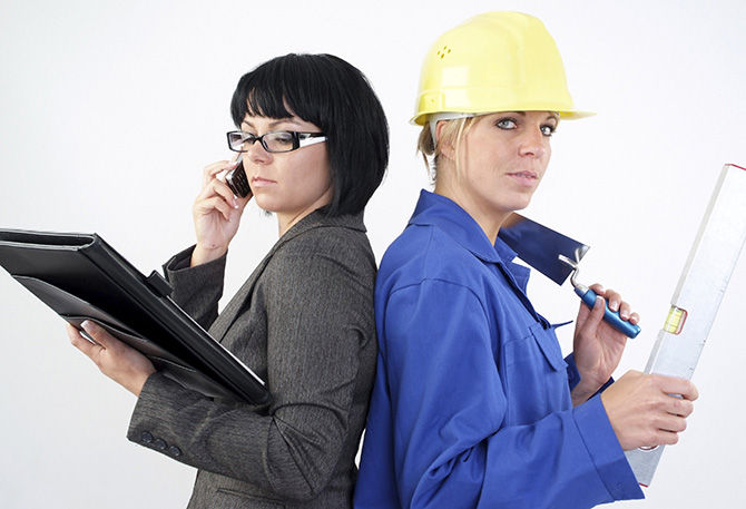 kak-ostavatsya-zhenstvennoj-v-muzhskoj-professii